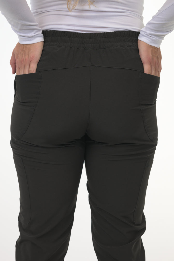 18-1048 ZINNIA UNISEX STRAIGHT-LEG UTILITY SCRUB PANT