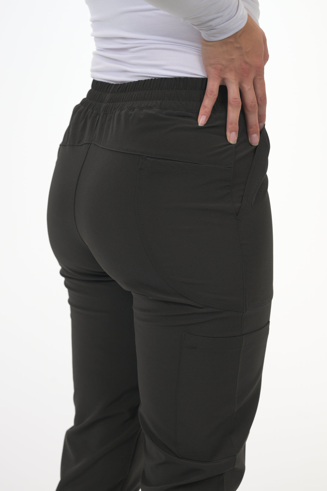 18-1048 ZINNIA UNISEX STRAIGHT-LEG UTILITY SCRUB PANT